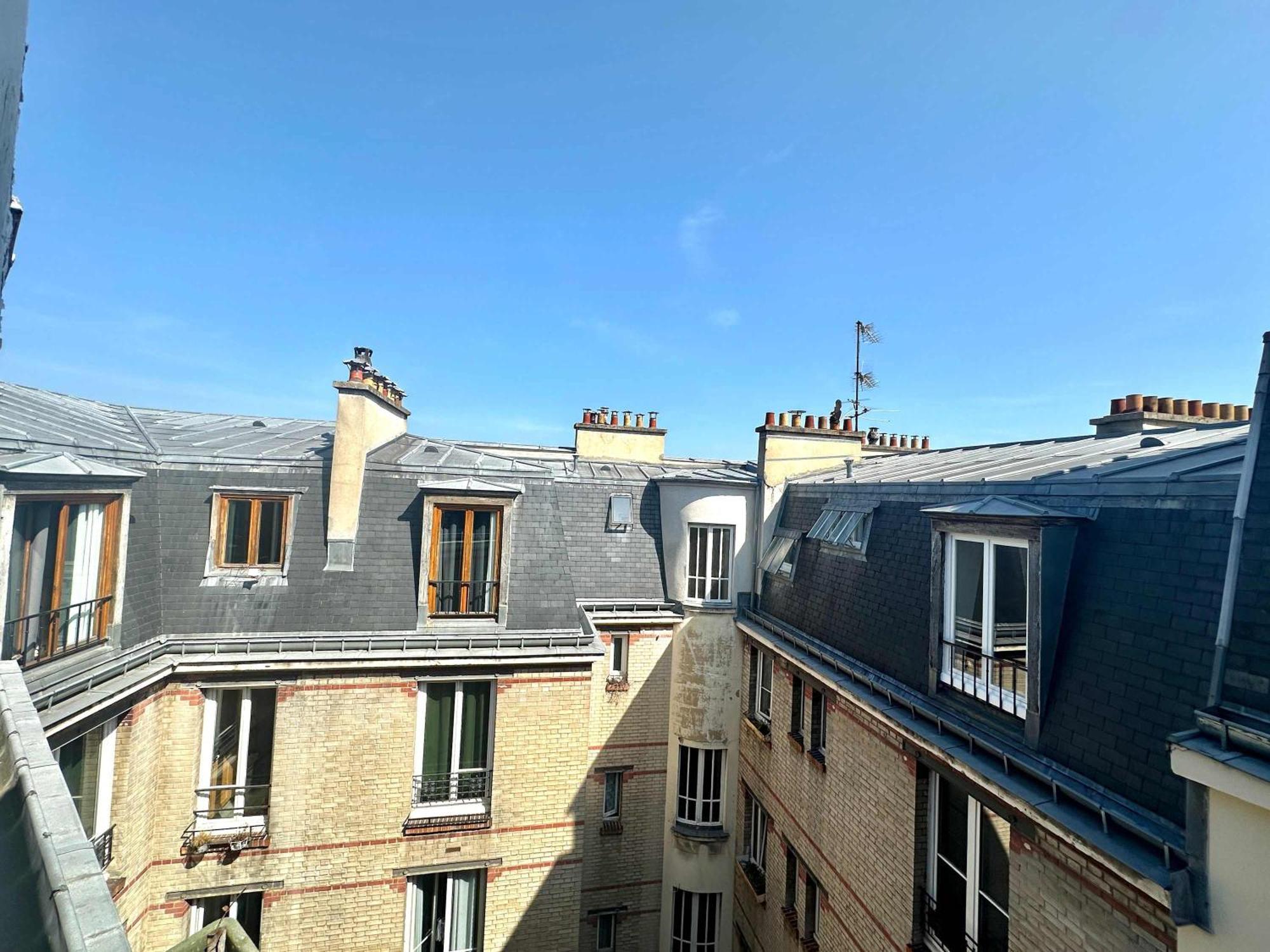 New 461 Schneider - Cosy Center Paris